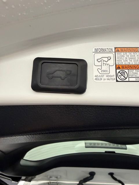 Used 2018 Toyota RAV4 Limited w/ Advanced Technology Package AWD/4WD image 52