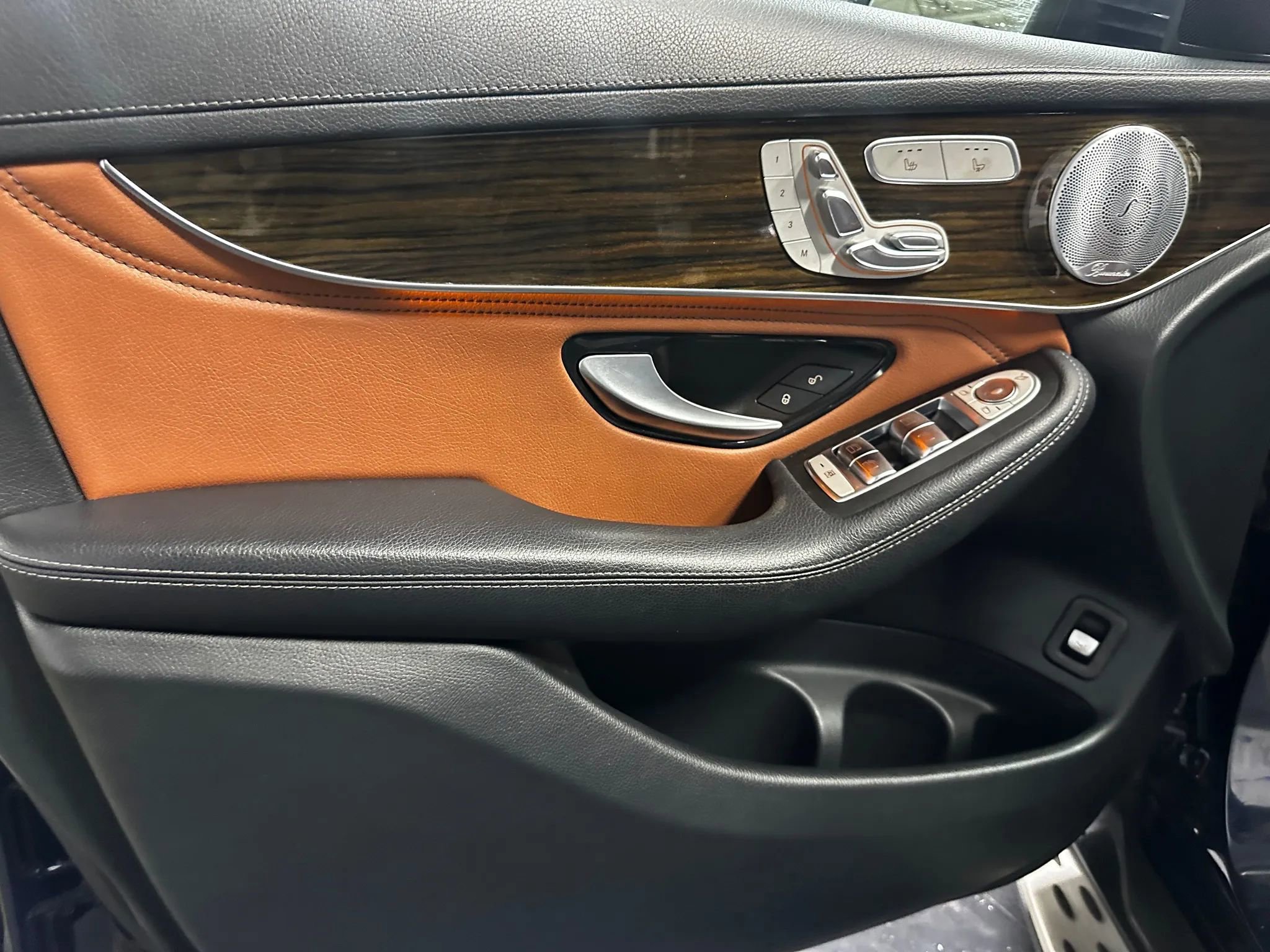 Used 2019 Mercedes-Benz GLC 300 4MATIC Coupe image 12