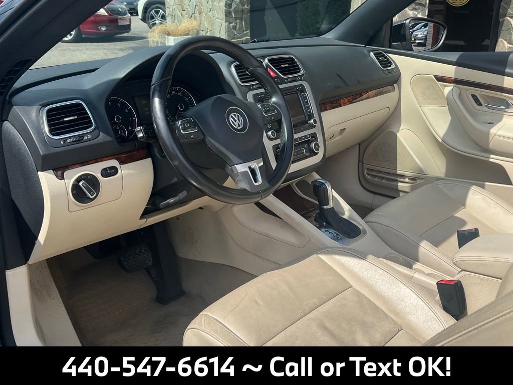 Used 2012 Volkswagen Eos Executive image 19