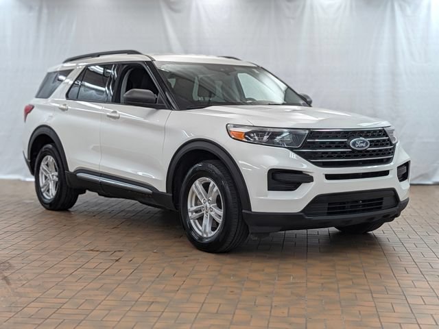 Certified 2023 Ford Explorer XLT w/ Class IV Trailer Tow Package AWD/4WD image 1