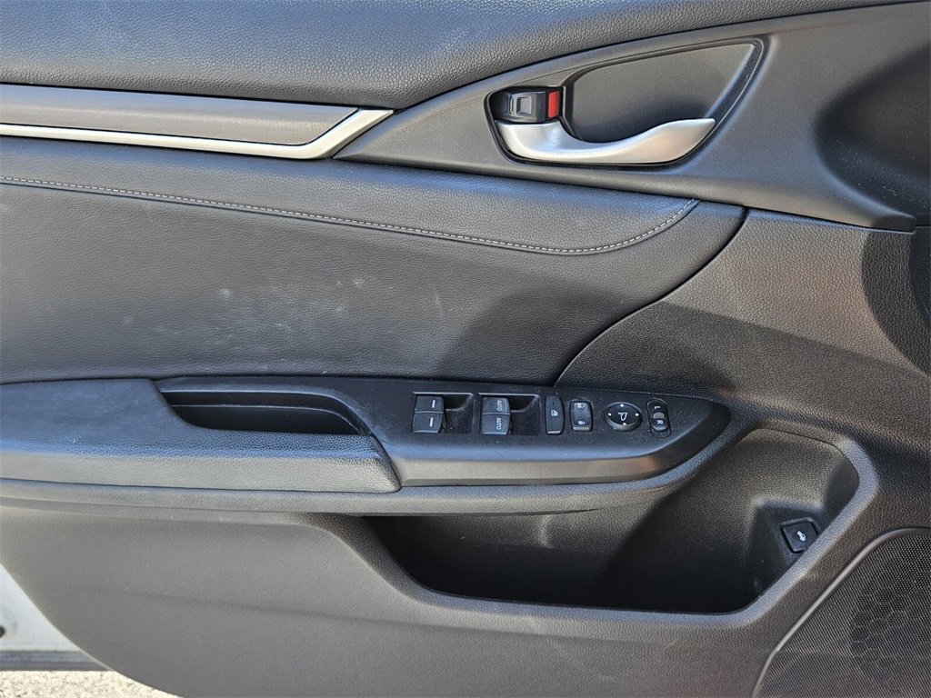 Used 2019 Honda Civic Touring image 30