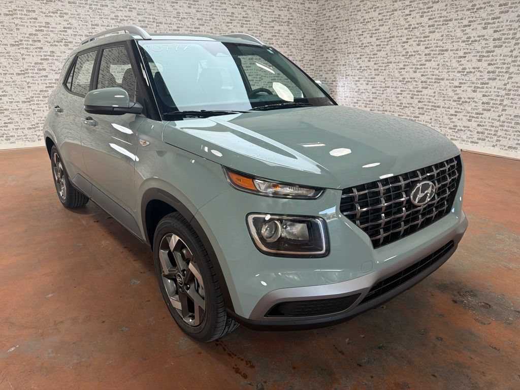 New 2026 Hyundai Venue SEL FWD image 9