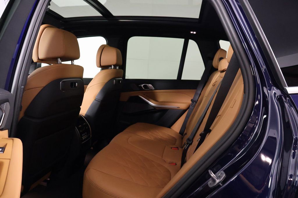 New 2026 BMW X5 sDrive40i w/ Climate Comfort Package image 6