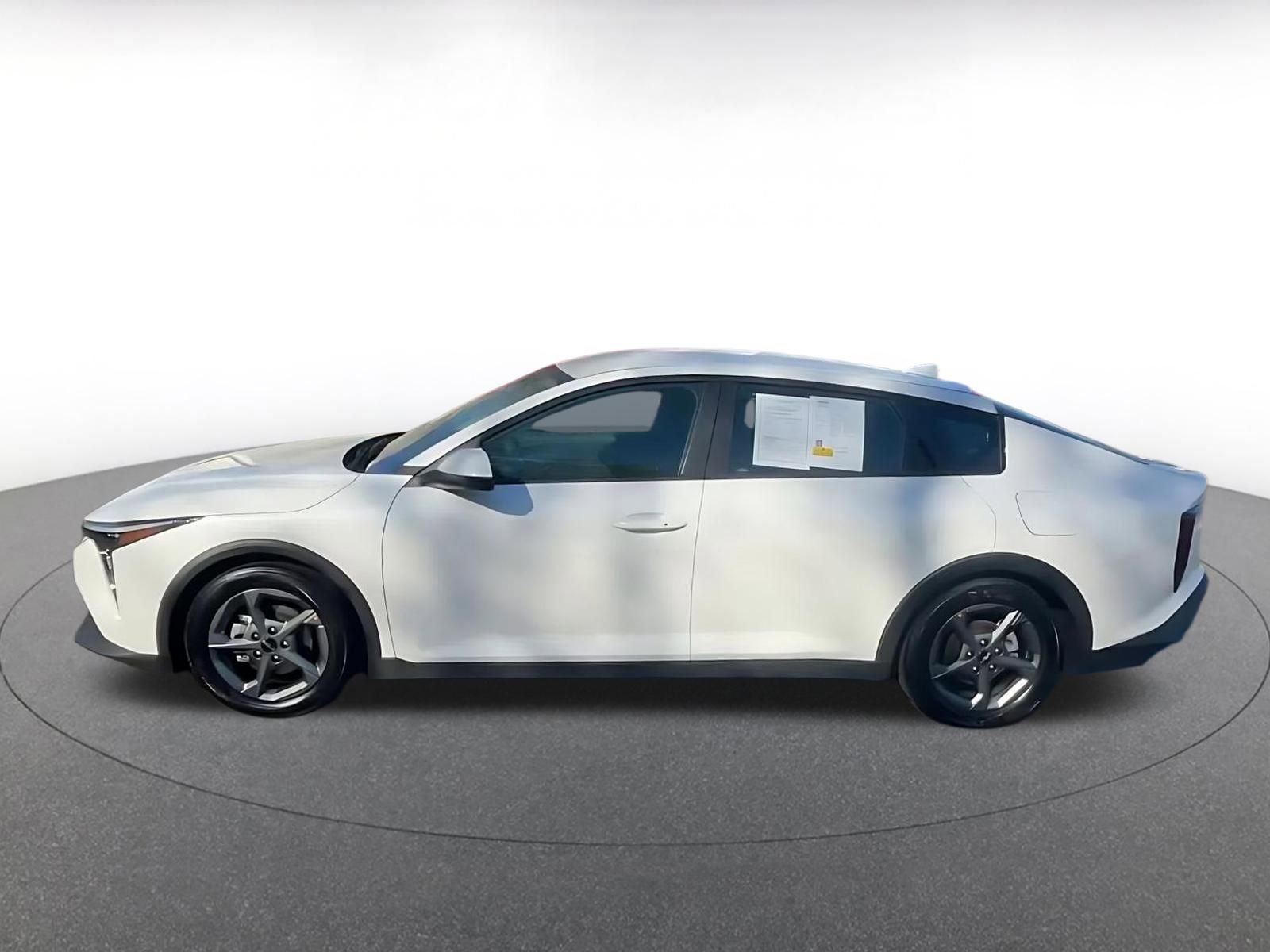 Used 2025 Kia K4 FWD image 8