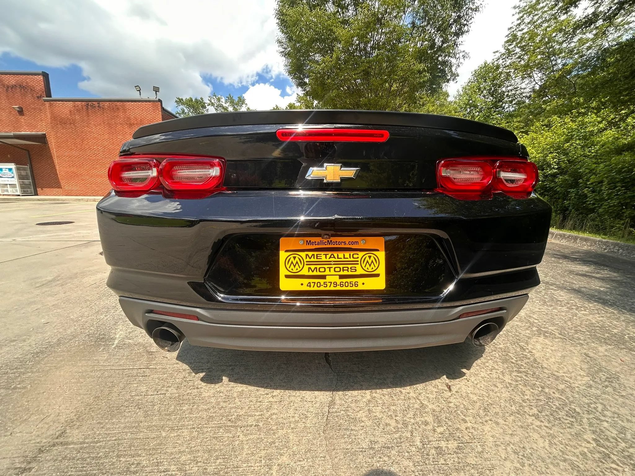 Used 2023 Chevrolet Camaro LS RWD image 7