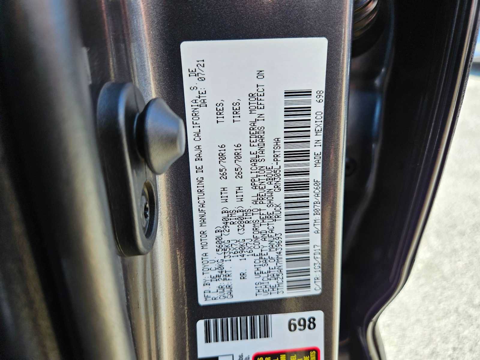 Used 2021 Toyota Tacoma TRD Off-Road AWD/4WD image 35