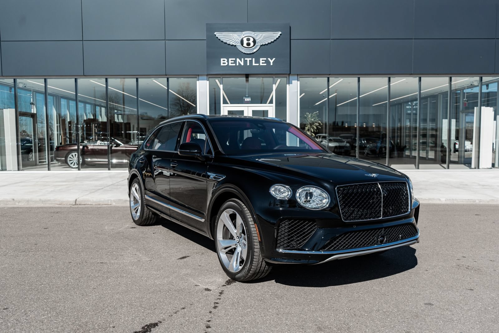 Certified 2024 Bentley Bentayga Extended Wheelbase AWD/4WD image 17