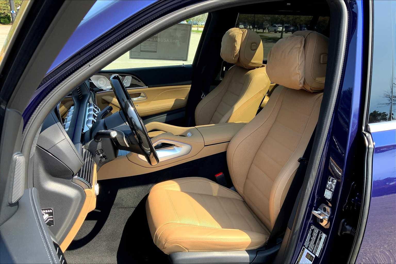 New 2026 Mercedes-Benz GLS 450 4MATIC image 12