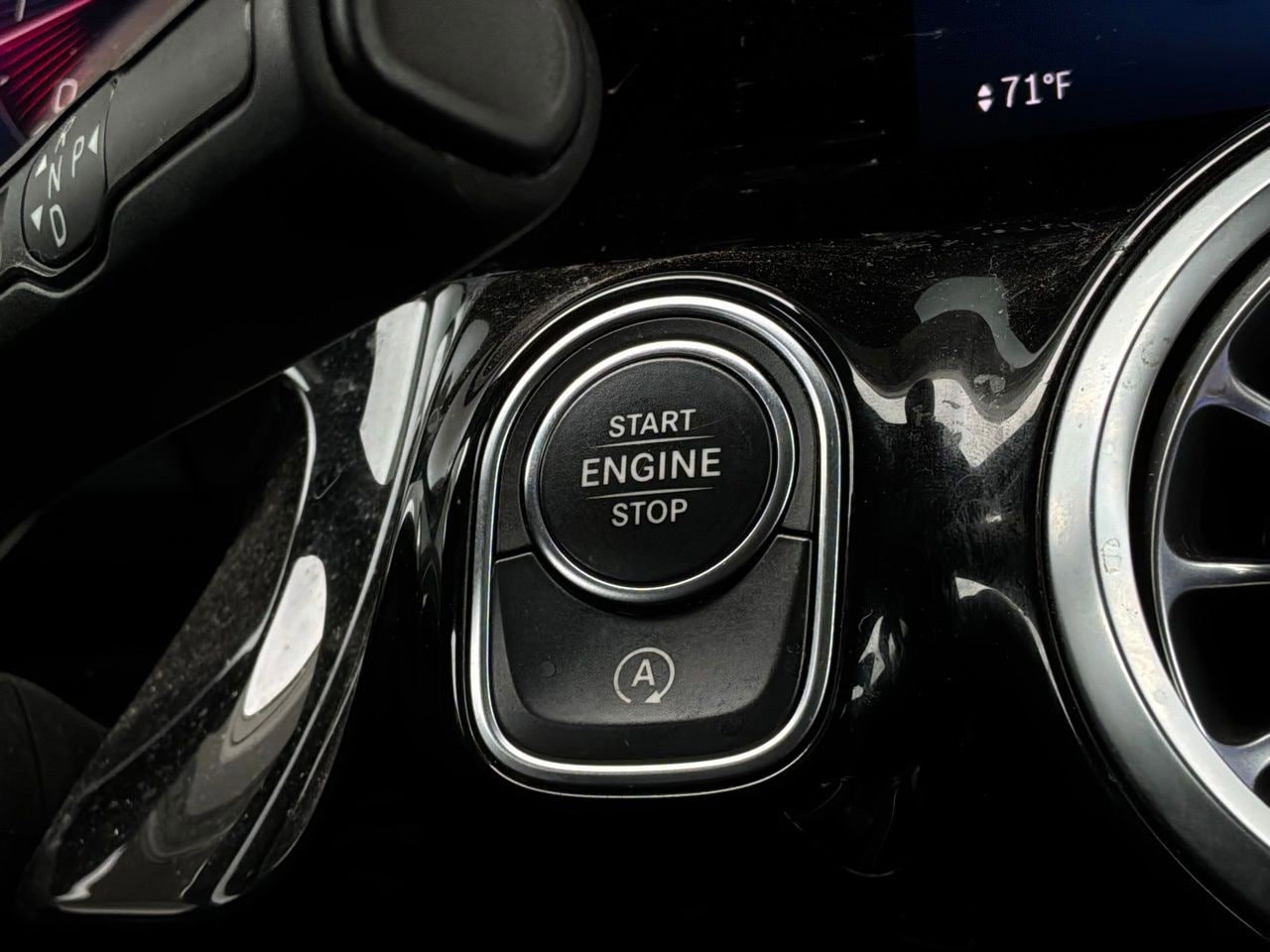 Used 2025 Mercedes-Benz GLA 250 image 31
