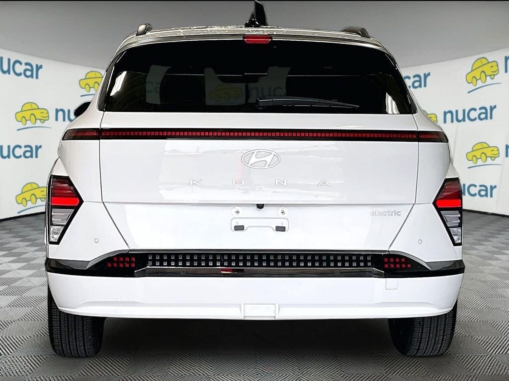Used 2024 Hyundai Kona Limited FWD image 5