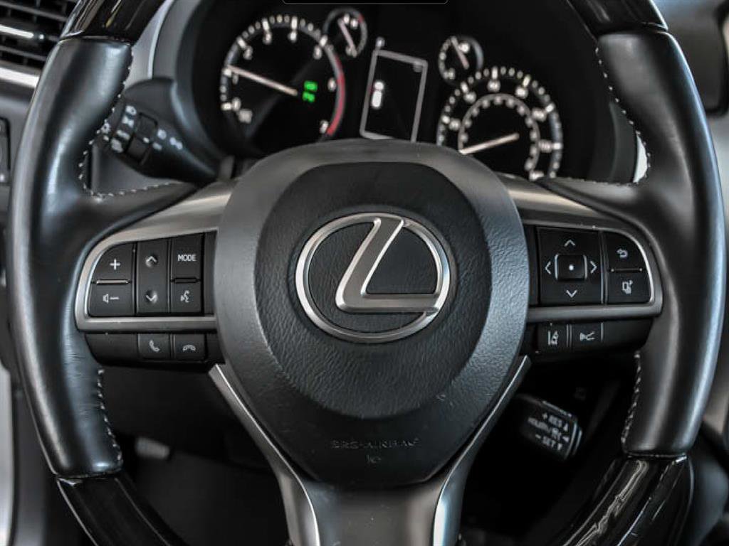 Used 2023 Lexus GX 460 Premium image 17