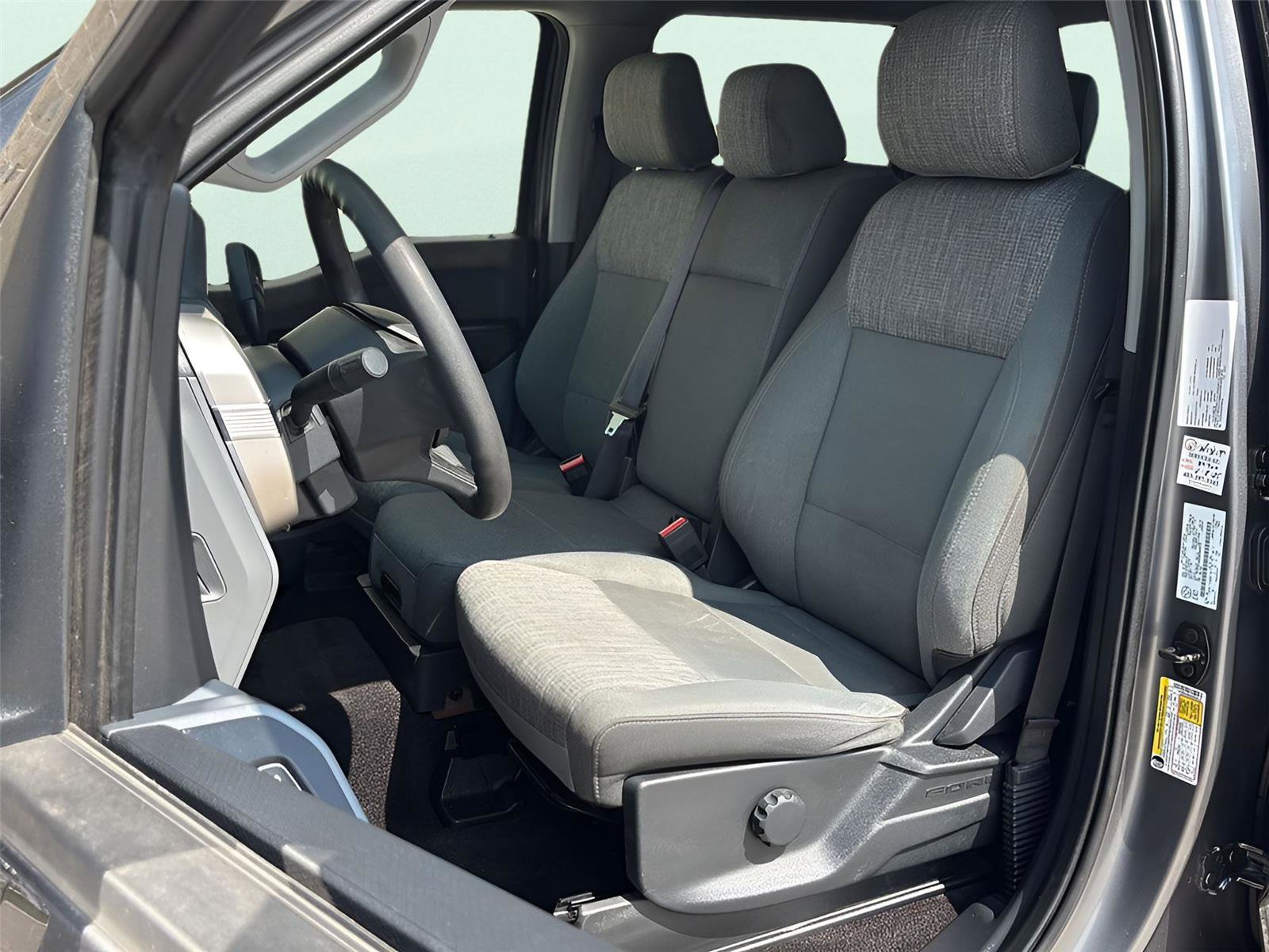 Used 2022 Ford F150 XLT image 10