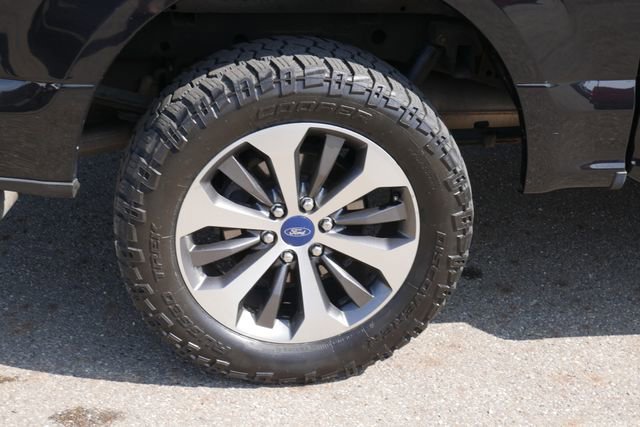 Used 2019 Ford F150 XL w/ Equipment Group 101A Mid AWD/4WD image 11