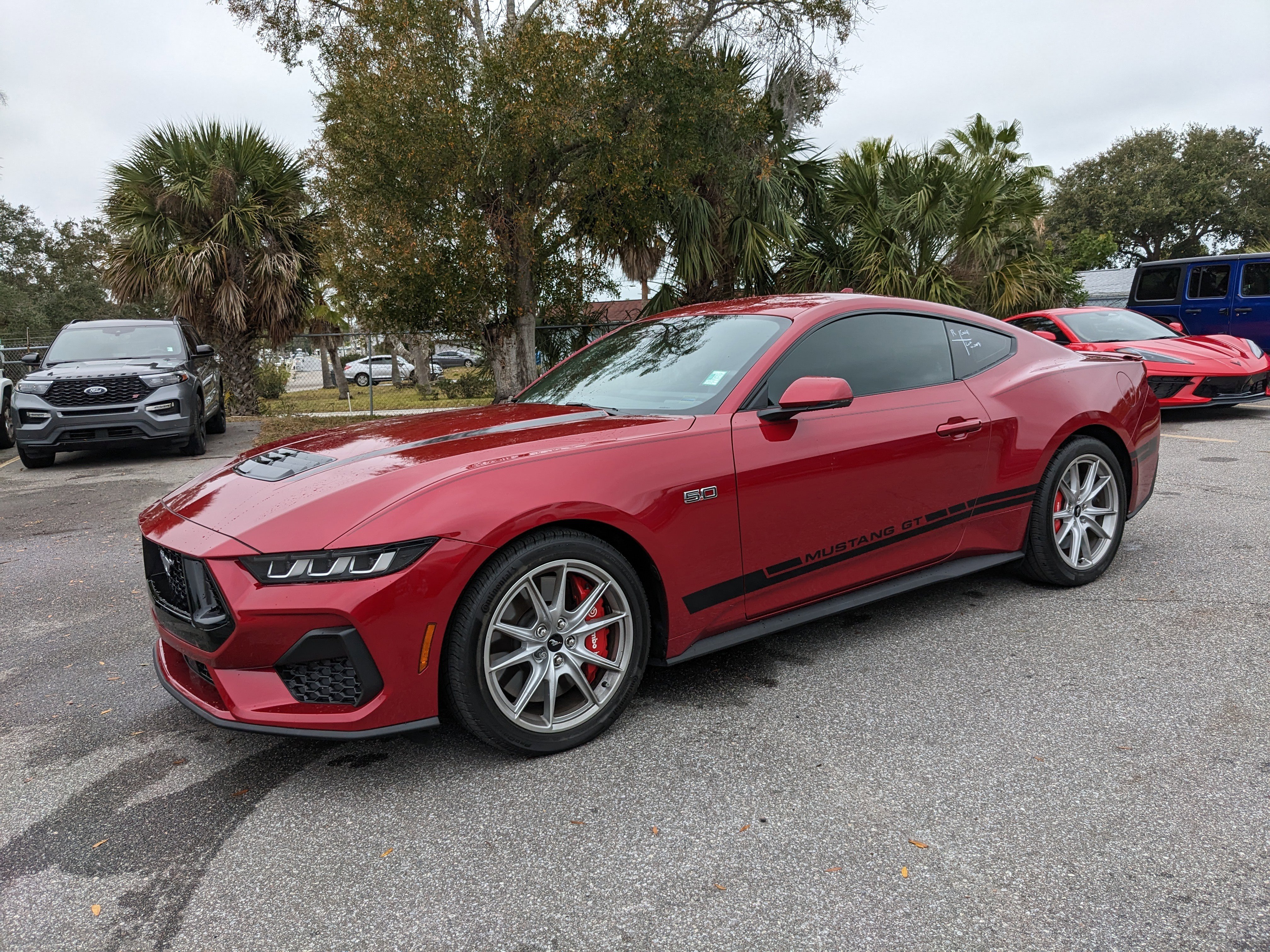 Used 2024 Ford Mustang GT Premium image 4