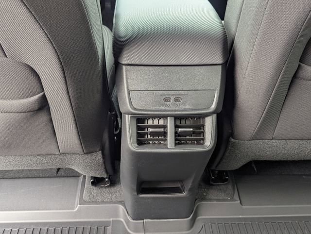 New 2026 Chevrolet Equinox LT FWD image 6
