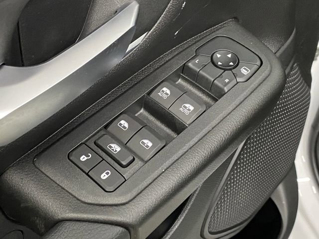 New 2026 RAM 1500 4x4 Crew Cab image 34