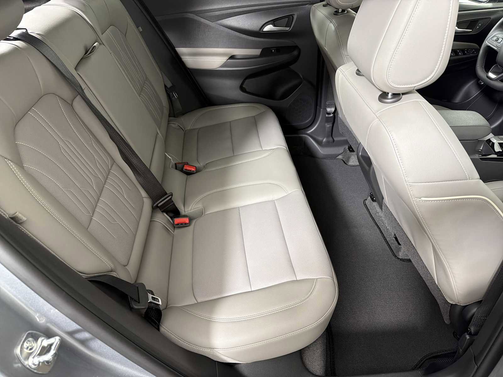 New 2026 Buick Envista Avenir image 13