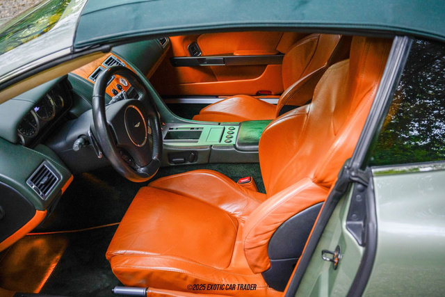 Used 2006 Aston Martin DB9 Volante RWD image 33