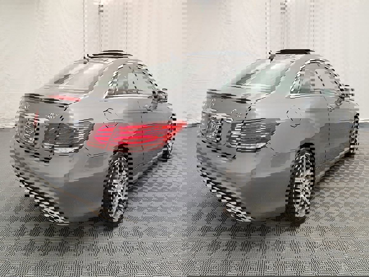 Used 2017 Mercedes-Benz E 400 4MATIC Coupe image 4