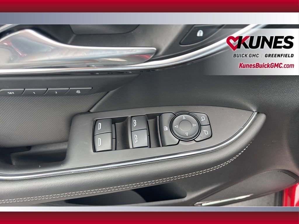 New 2025 Buick Envision Preferred image 16