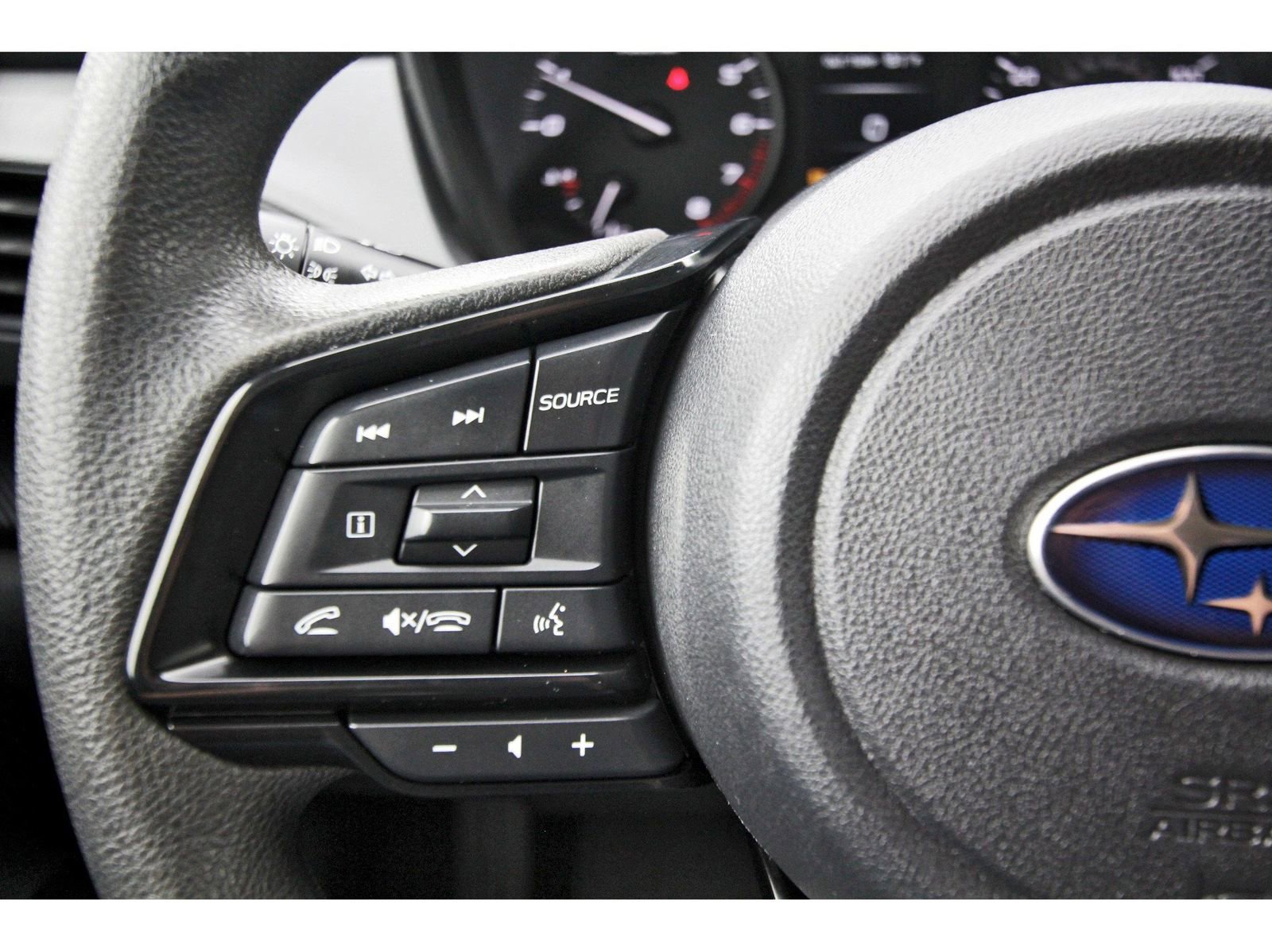 Used 2024 Subaru Crosstrek 2.0i AWD/4WD image 15