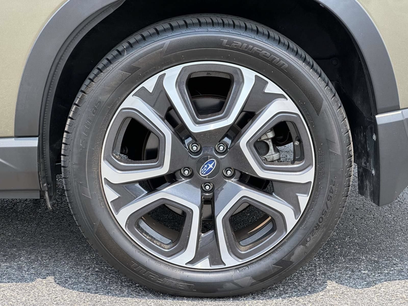 Certified 2023 Subaru Ascent Touring AWD/4WD image 16