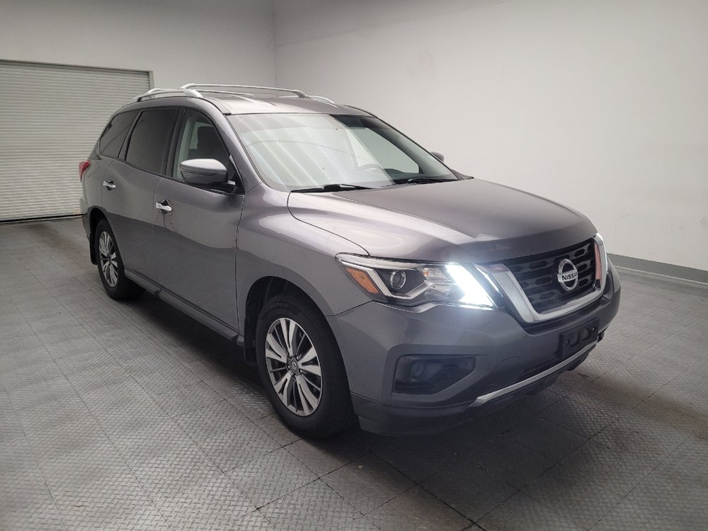 Used 2019 Nissan Pathfinder S FWD image 13