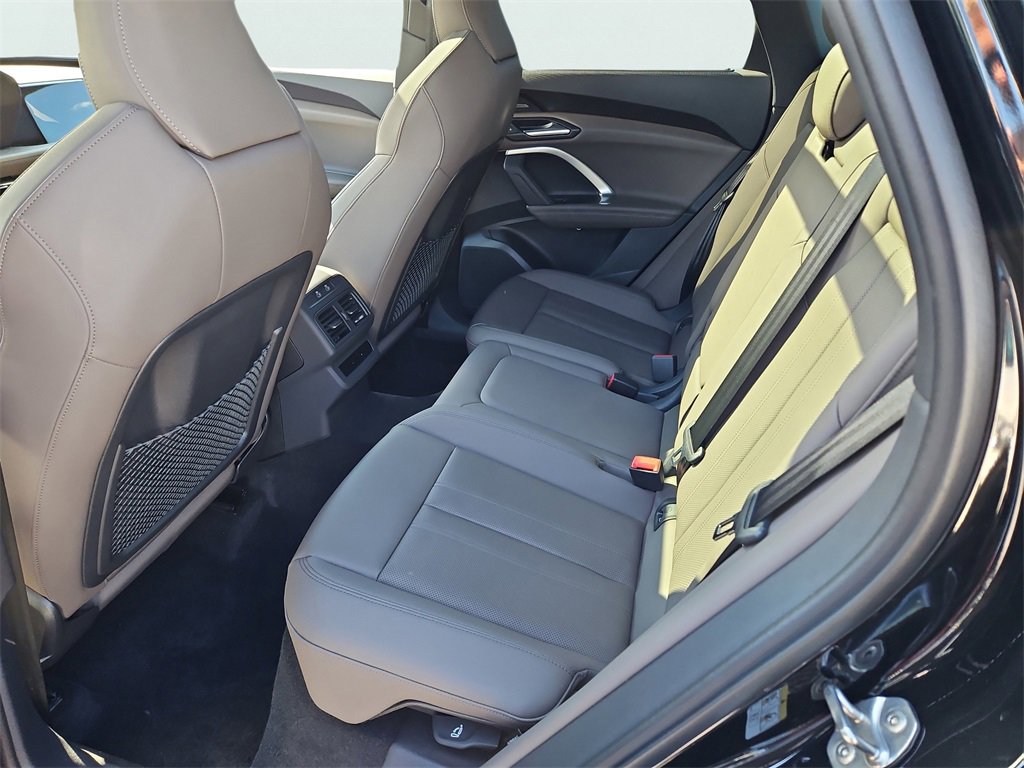 New 2025 Audi Q5 Premium Plus image 23