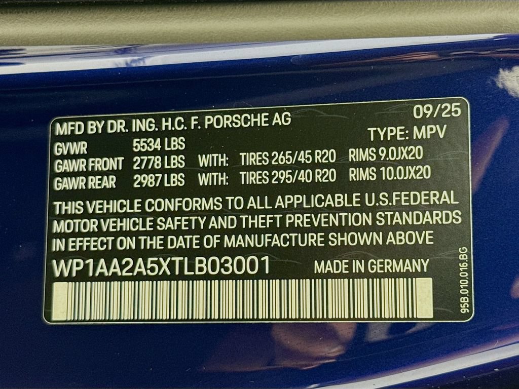 New 2026 Porsche Macan AWD/4WD image 34