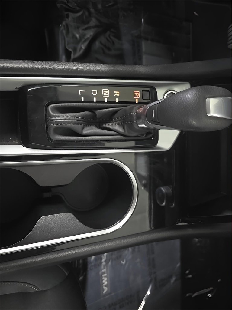 Used 2024 Nissan Altima 2.5 SV image 27