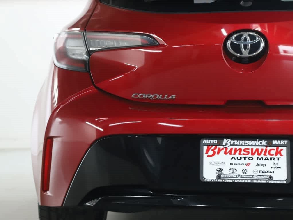 Certified 2021 Toyota Corolla SE w/ Special Edition FWD image 41