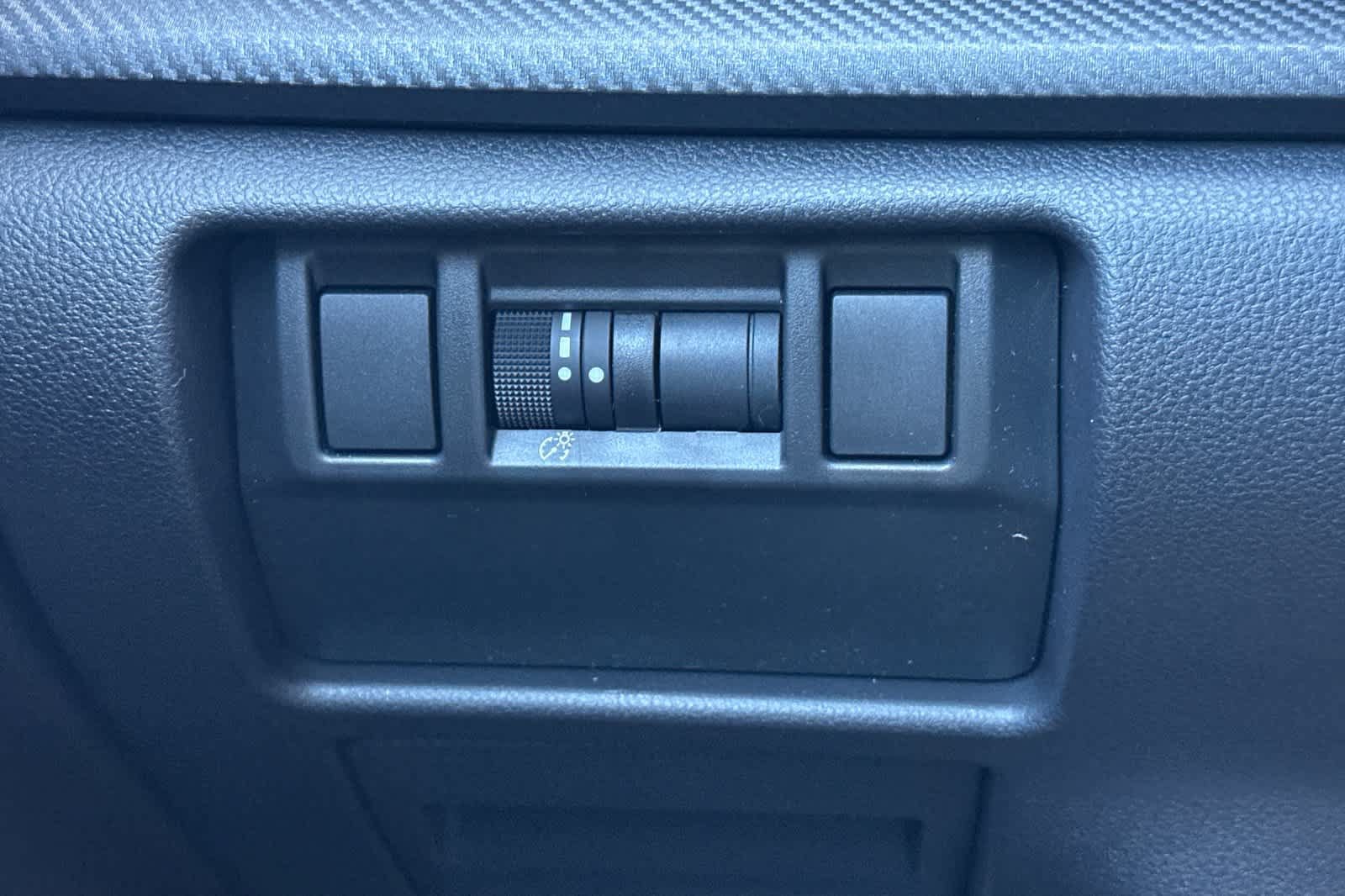 New 2026 Subaru Crosstrek 2.5i Premium AWD/4WD image 28