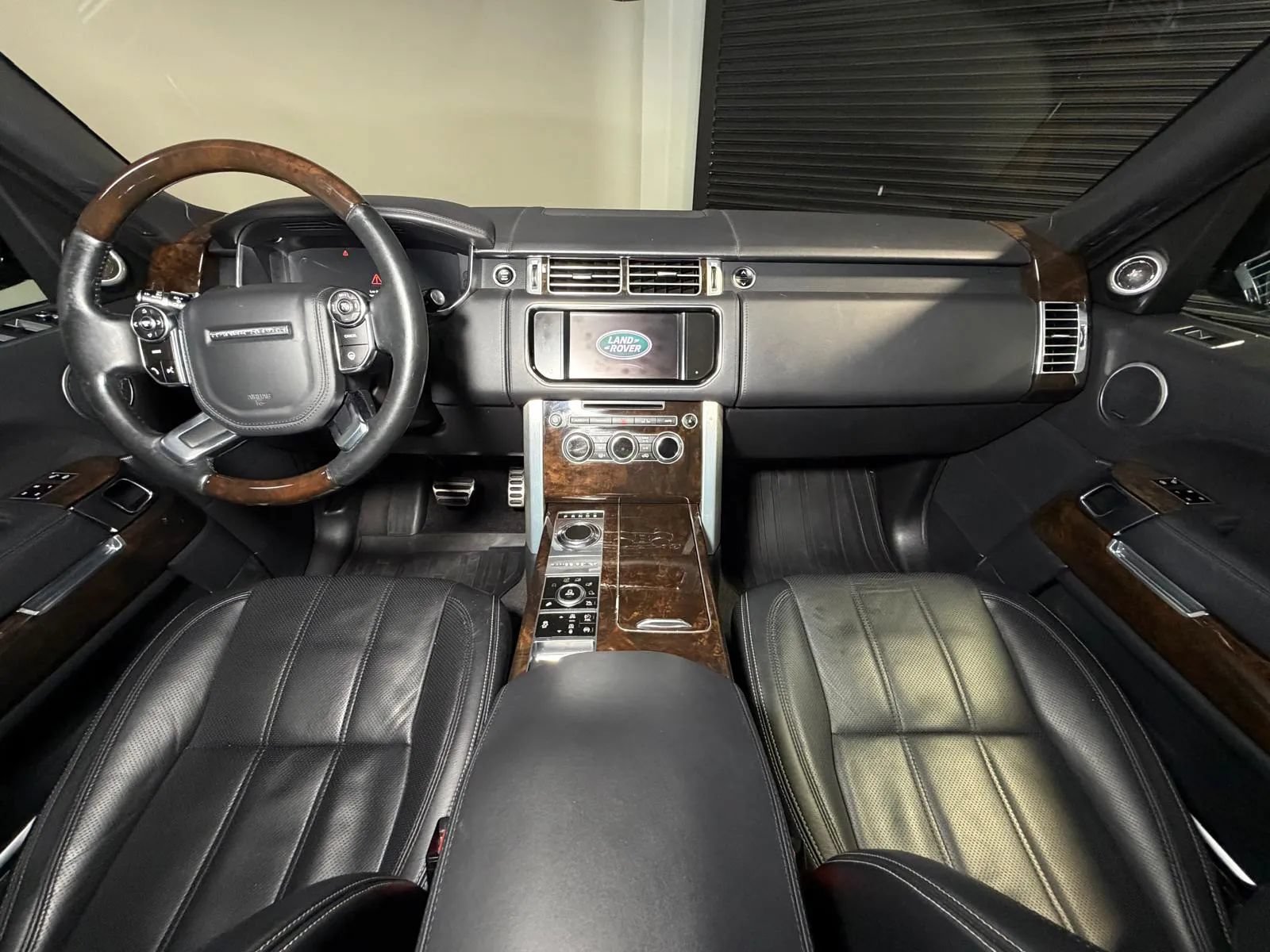 Used 2014 Land Rover Range Rover Autobiography AWD/4WD image 24