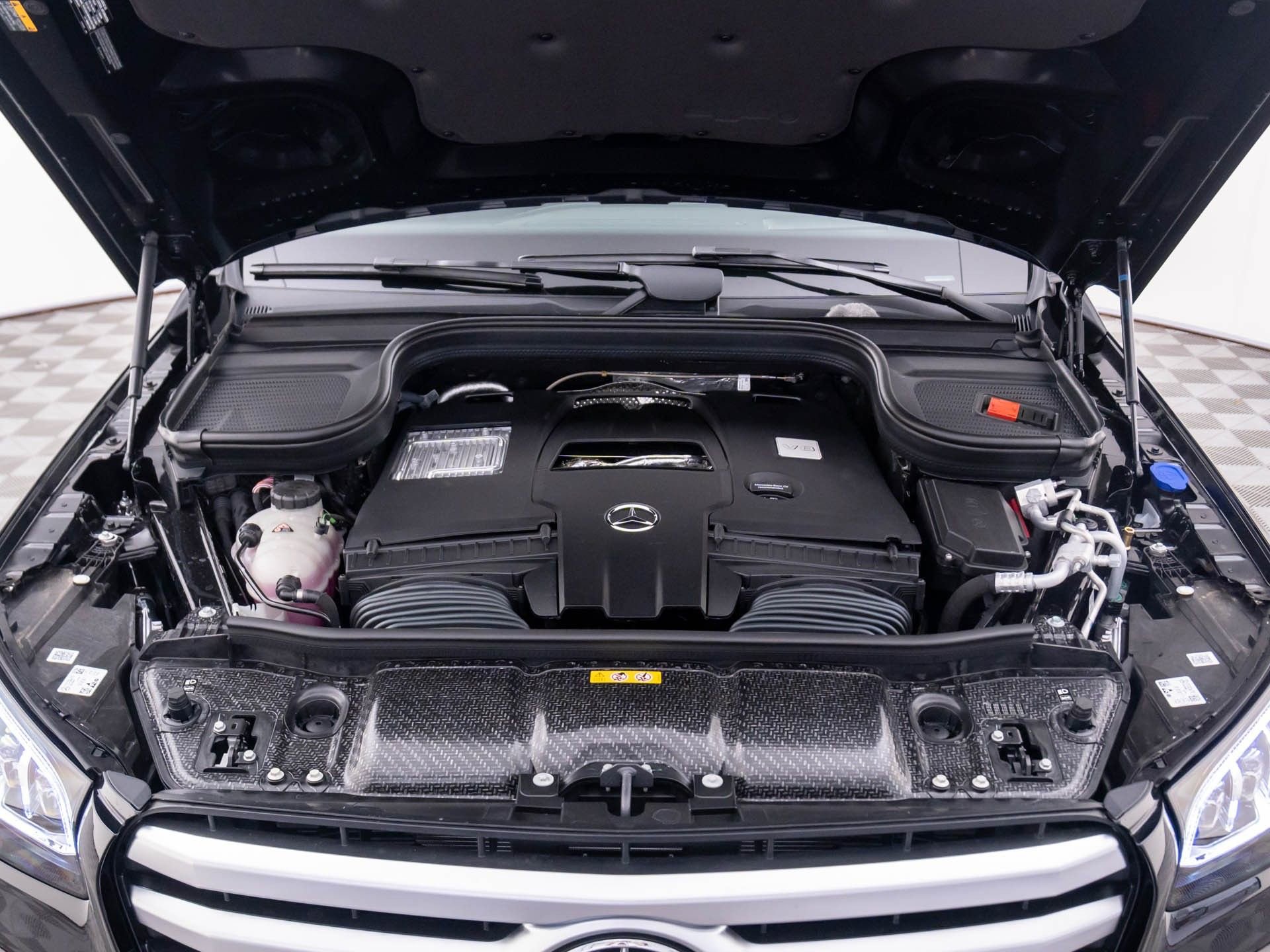 New 2026 Mercedes-Benz GLS 580 4MATIC image 32