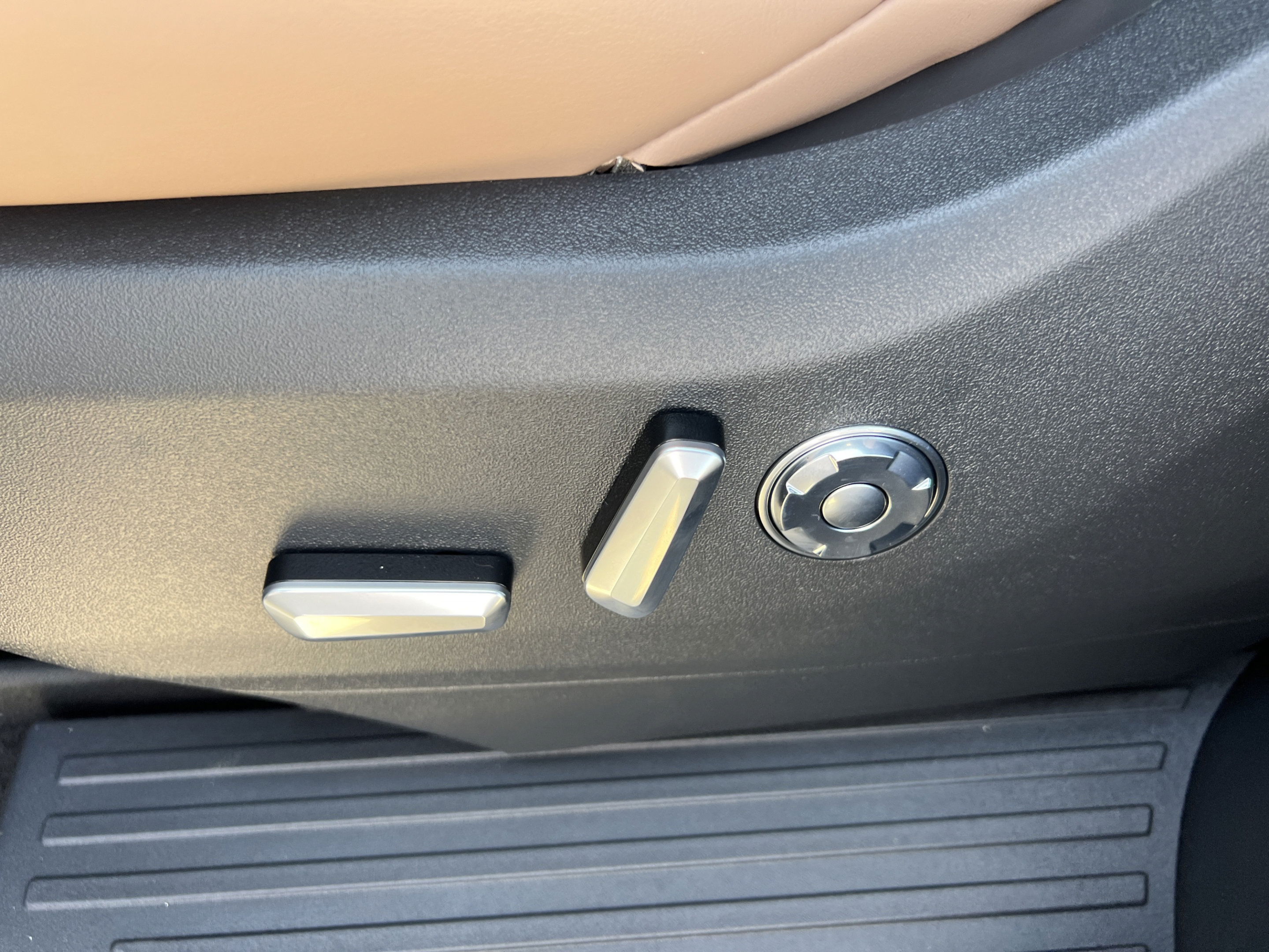 New 2026 Lincoln Navigator Black Label AWD/4WD image 22