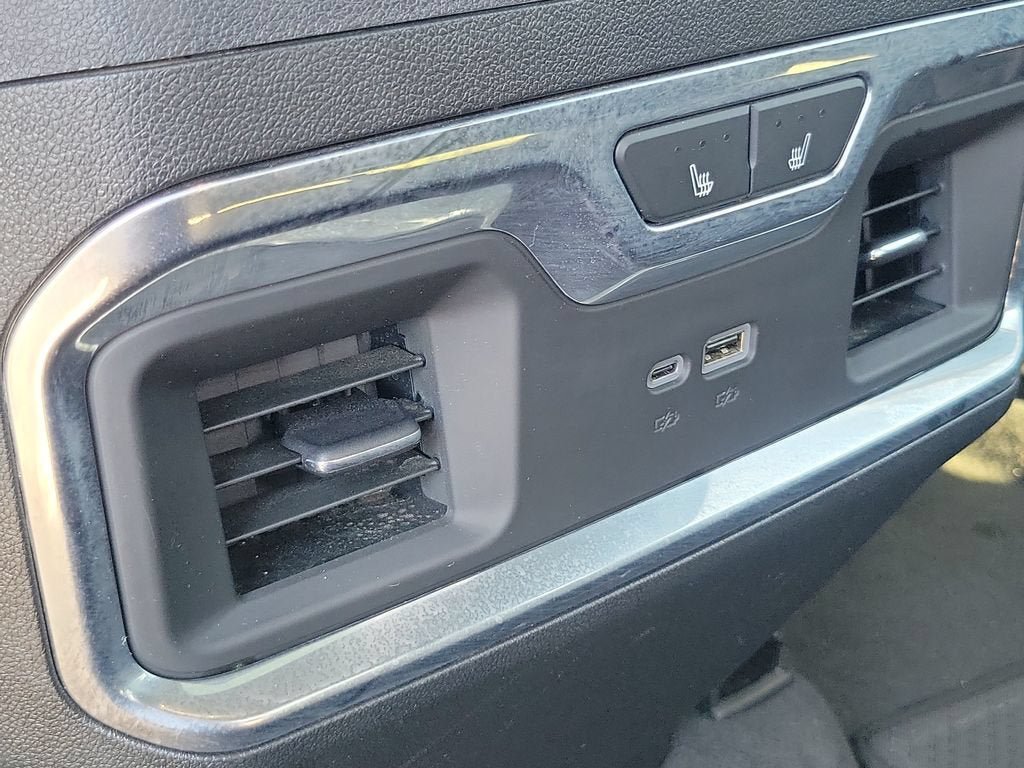 Used 2024 GMC Sierra 1500 Denali RWD image 12