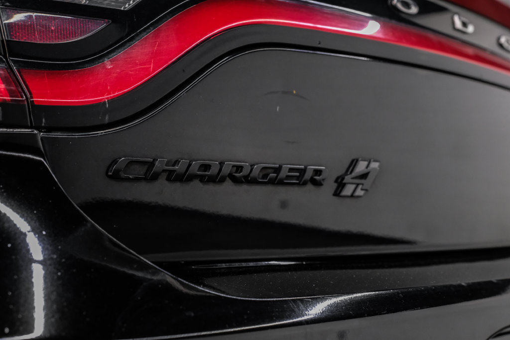 Used 2019 Dodge Charger SXT w/ Blacktop Package AWD/4WD image 59