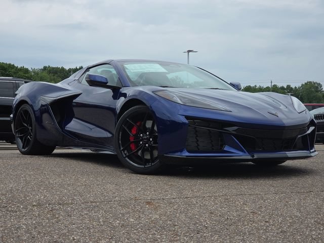 New 2027 Chevrolet Corvette Z06 w/ Battery Protection Package RWD image 2