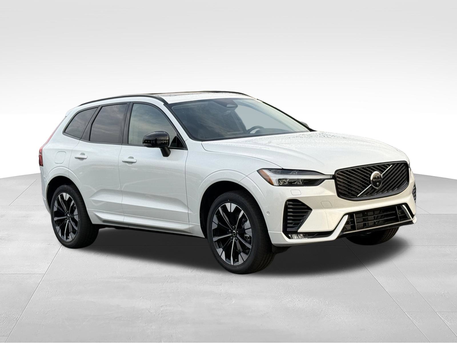New 2026 Volvo XC60 B5 Plus w/ Climate Package AWD/4WD image 8