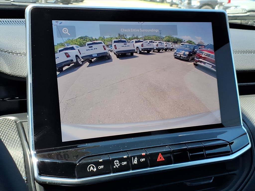 New 2026 Jeep Compass Latitude AWD/4WD image 30