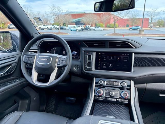 Used 2024 GMC Yukon Denali w/ Max Trailering Package image 19