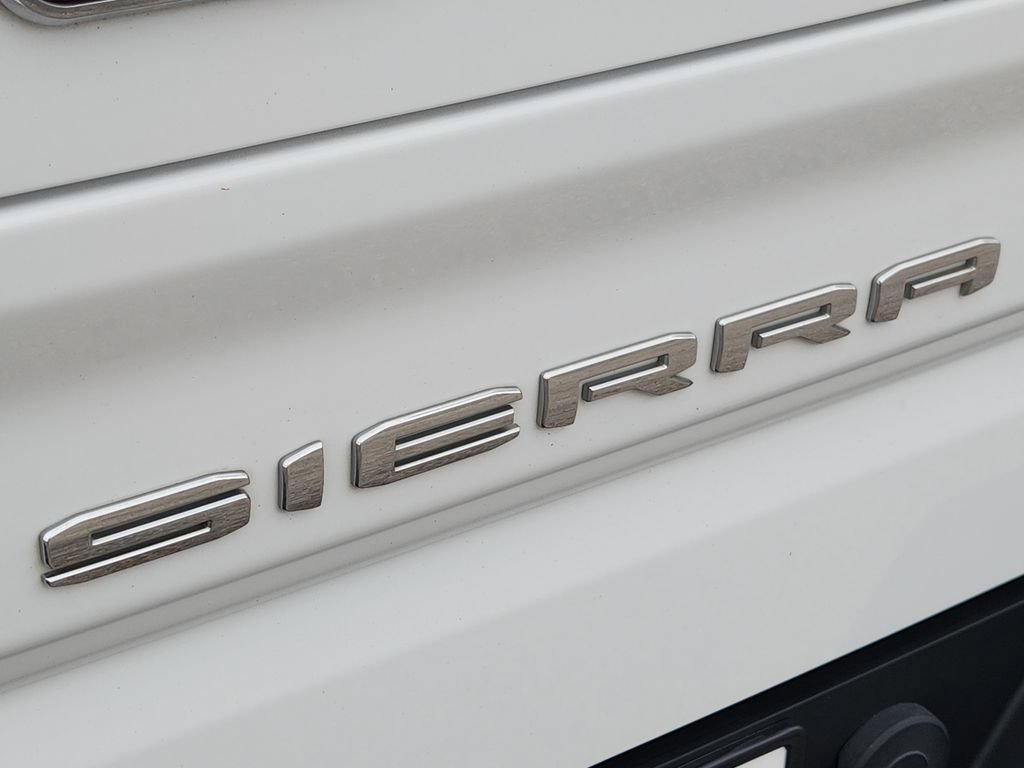 Used 2022 GMC Sierra 1500 SLT w/ Max Trailering Package RWD image 9