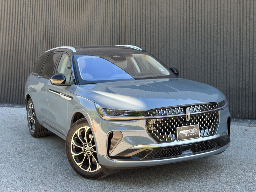 New 2026 Lincoln Nautilus Reserve AWD/4WD image 9
