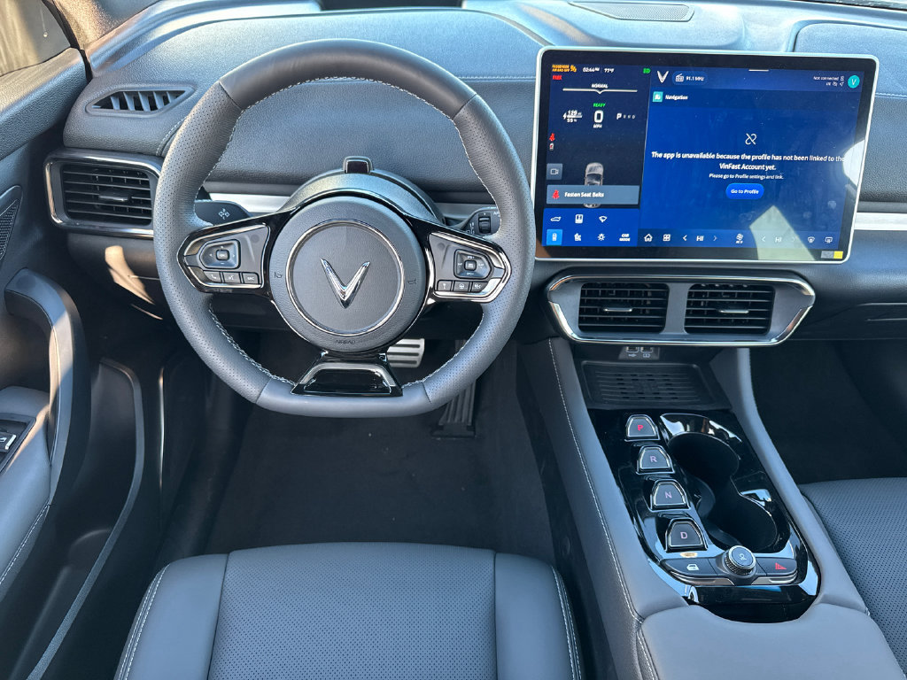 New 2025 VinFast VF 8 Plus AWD/4WD image 21