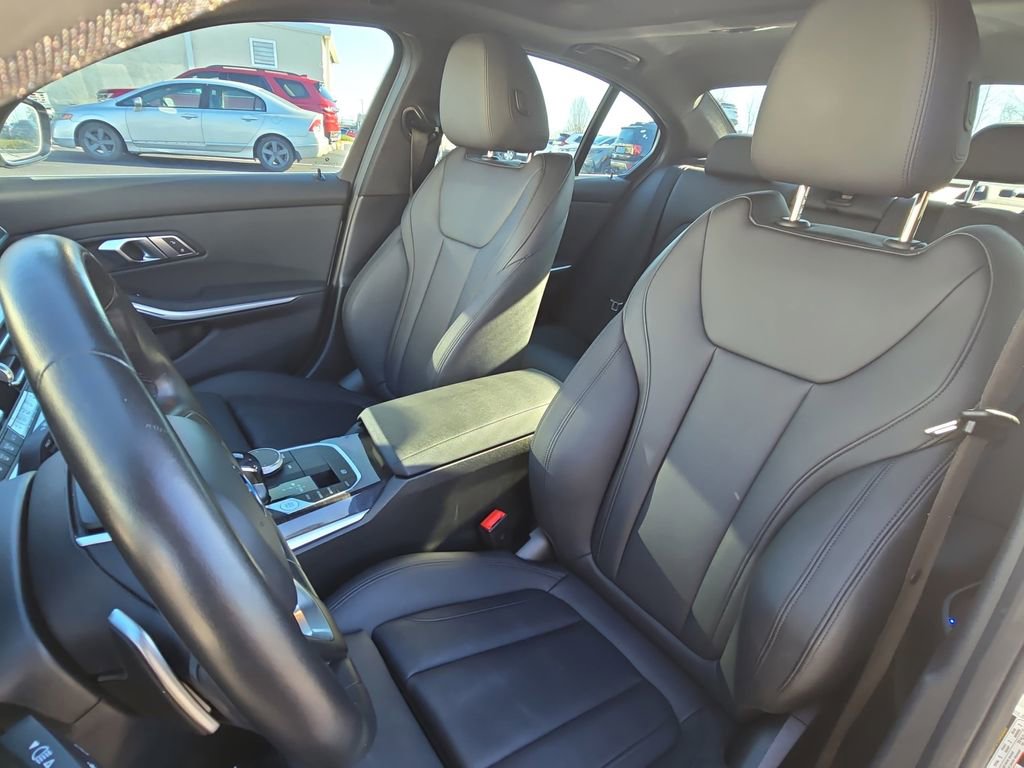 Used 2021 BMW 330i Sedan w/ Convenience Package image 14