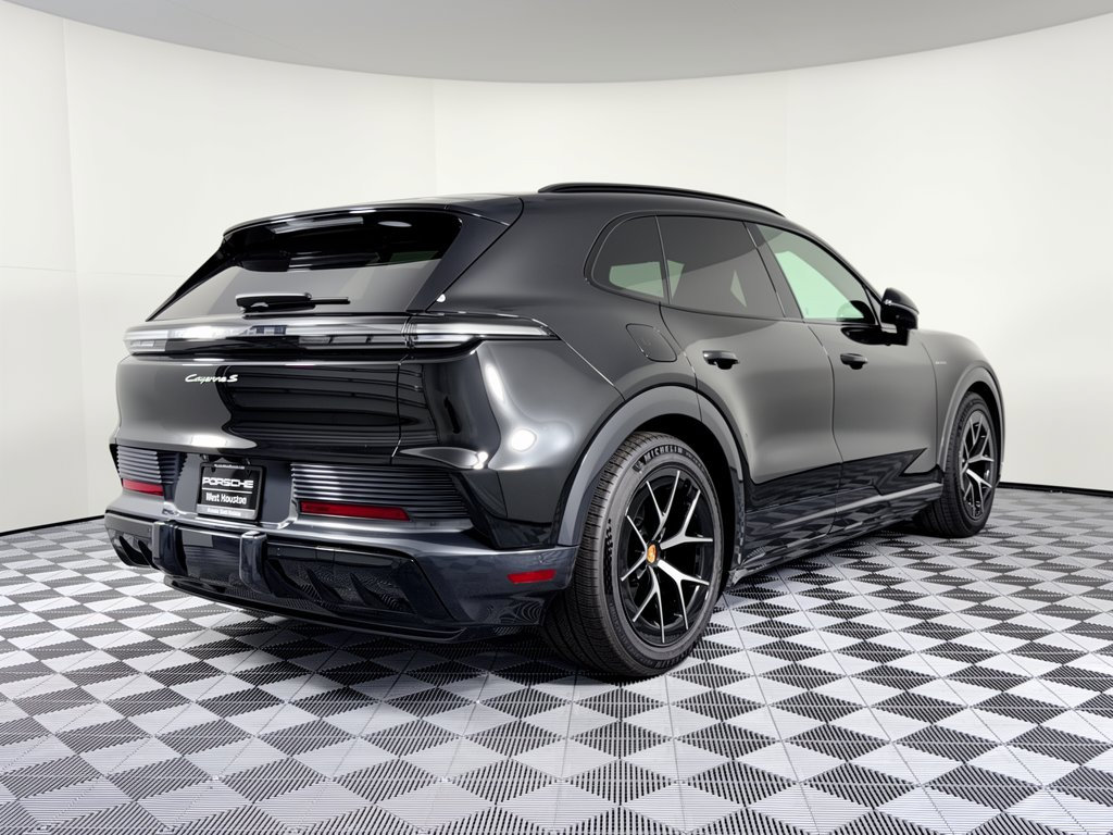 New 2026 Porsche Cayenne S AWD/4WD image 9