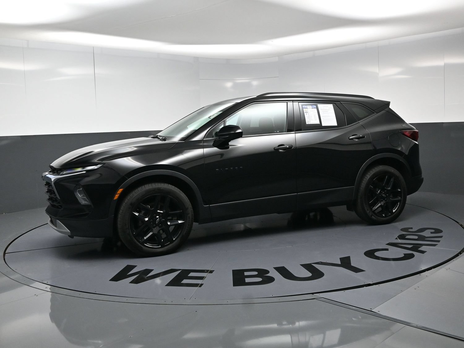 Used 2024 Chevrolet Blazer LT w/ Convenience Package FWD image 6