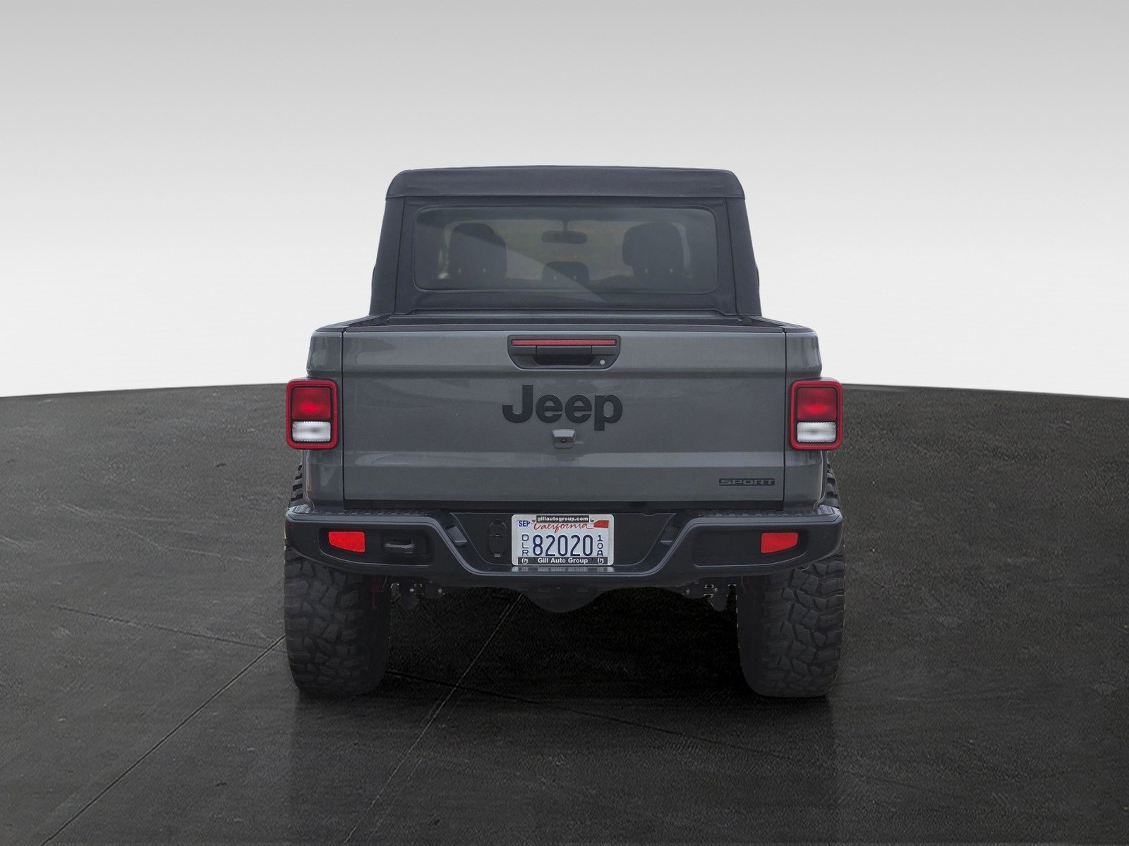 Used 2021 Jeep Gladiator Sport image 5
