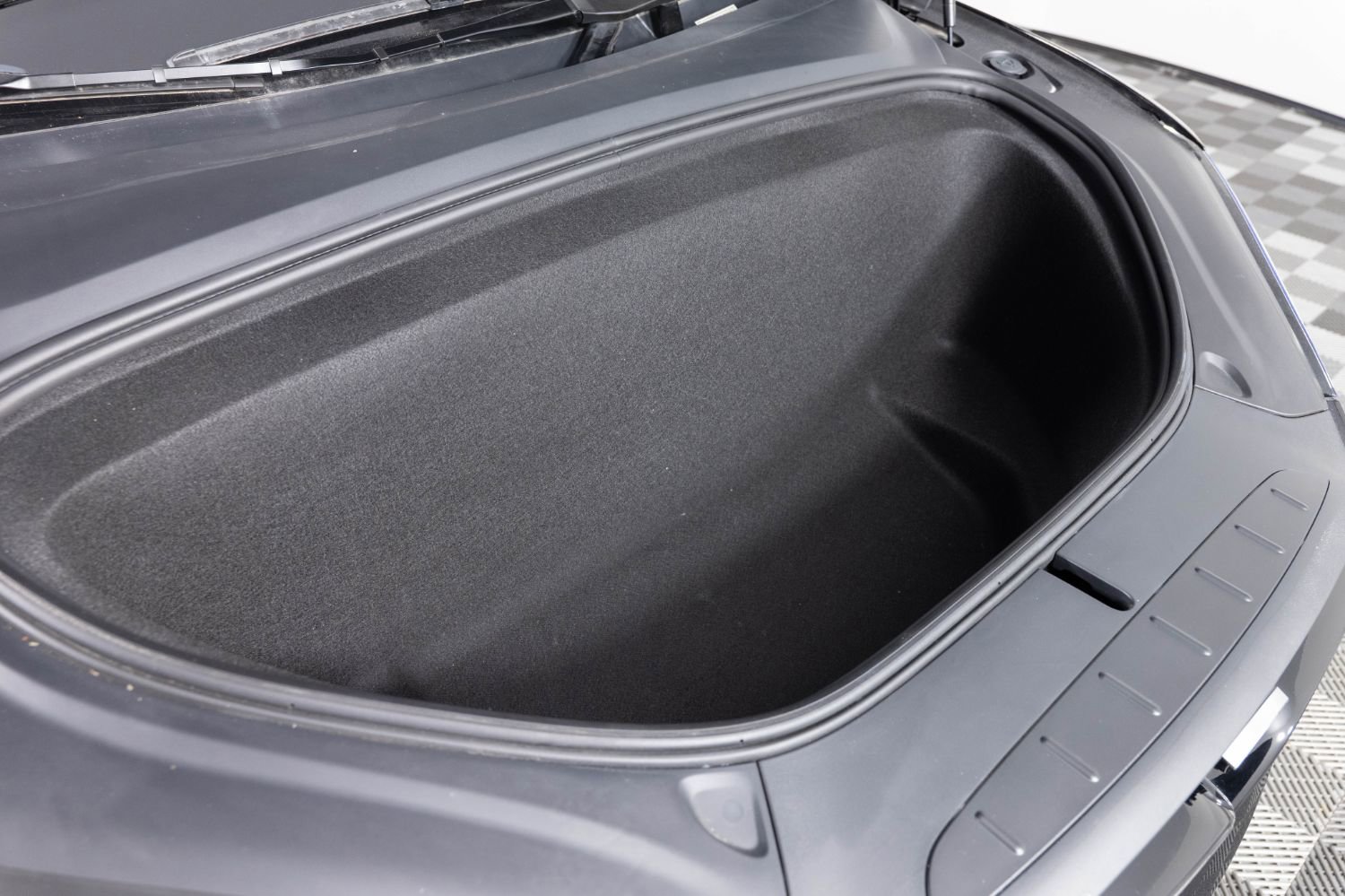 Used 2023 Tesla Model X Plaid image 45
