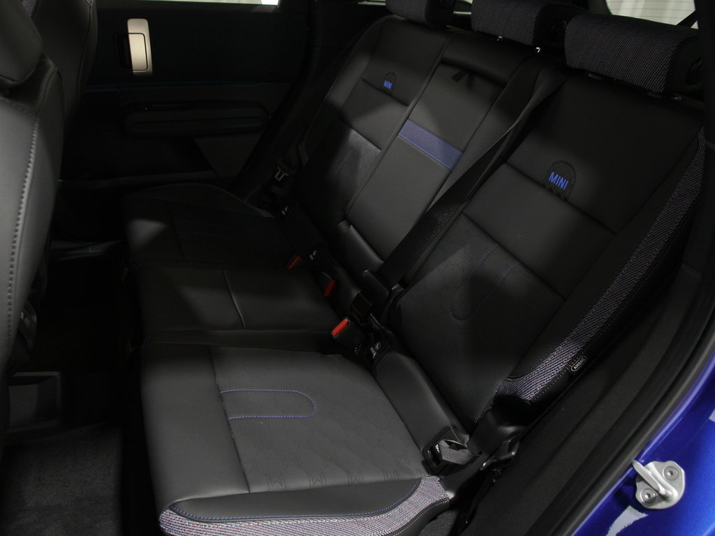 Certified 2025 MINI Cooper Countryman S image 21